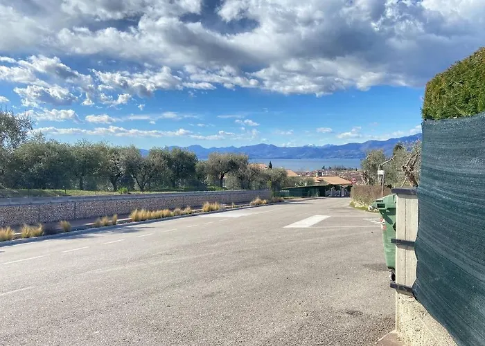 Tiny Costabella アパート バルドリーノ