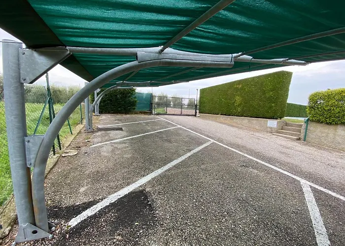 Tiny Costabella * Бардоліно